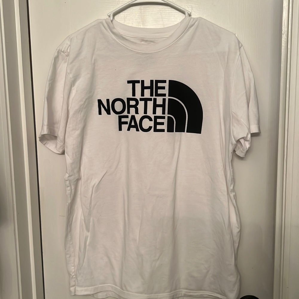 Men’s Medium white short sleeve t shirt excellent condition worn twice